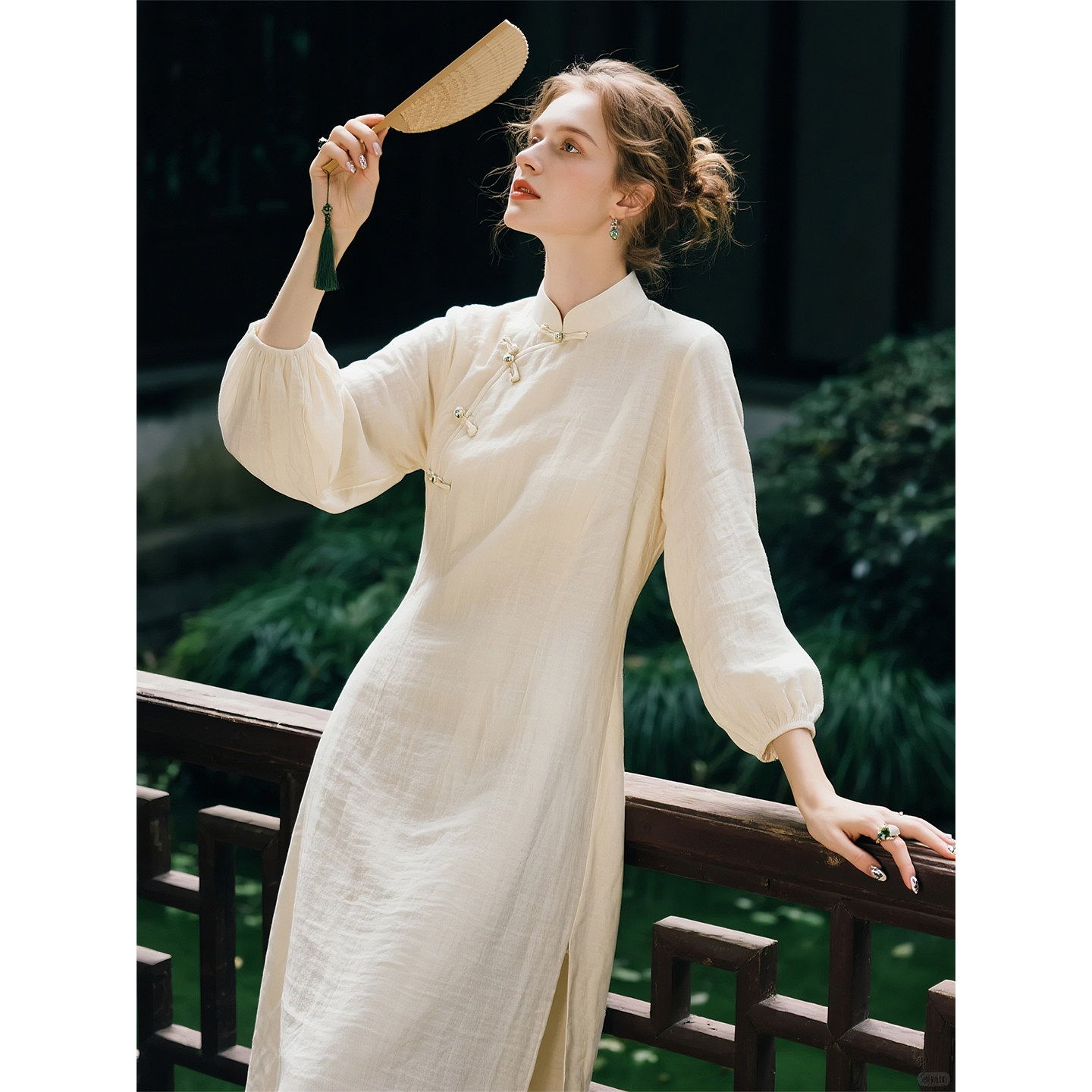 米白色新中式立领盘扣连衣裙女2026年春季长袖名媛风气质开叉长裙,女装/女士精品,连衣裙,淘宝优惠券,粉丝福利购,淘宝优惠卷