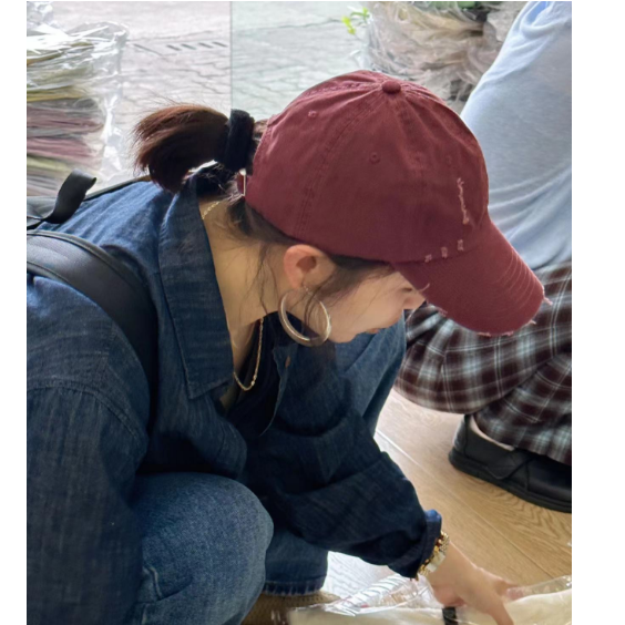 新款纯色破洞显脸小棒球帽,服饰配件/皮带/帽子/围巾,帽子,淘宝优惠券,粉丝福利购,淘宝优惠卷