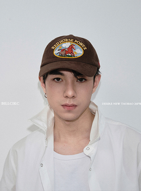 马年限定款 红色小马刺绣千禧鸭舌帽男女ig博主同款显脸小帽子潮