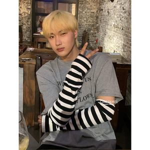 韩国ins风条纹防晒袖套男春夏骑行宽松堆堆袖大码开车遮阳套袖女