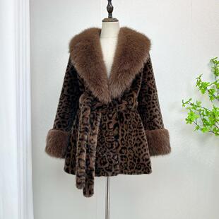 秋冬新款豹纹皮草外套仿貂绒环保毛仿狐狸大毛领皮毛一体时尚大衣