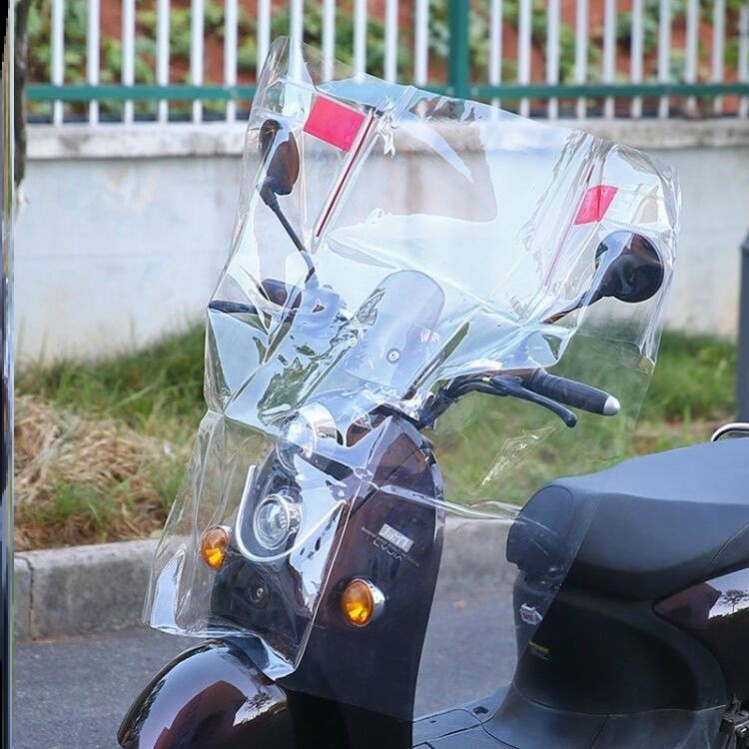 电动摩托车防雨透明前挡pvc胶罩电瓶车三轮车加大加厚挡风板防风