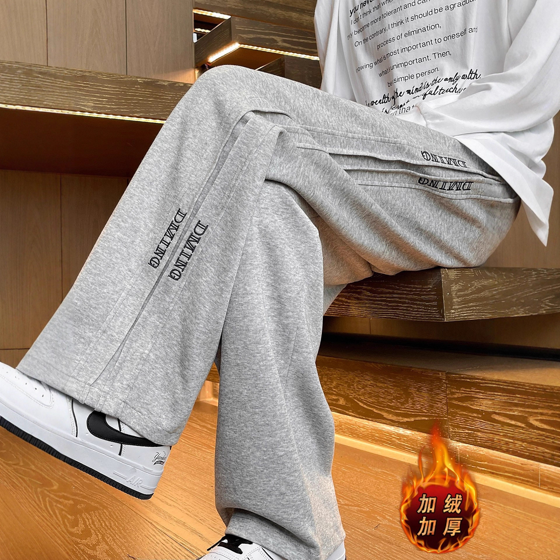 香港撤柜冬款青少年长裤子男高中初中学生加绒加厚大童直筒休闲运