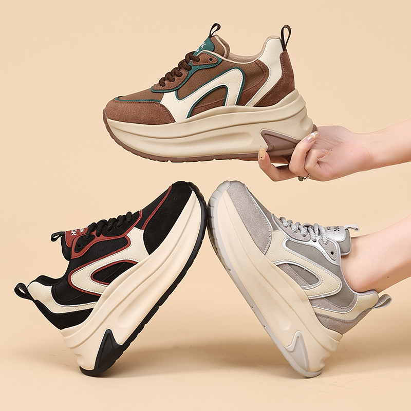 香港撤柜复古厚底阿甘运动休闲鞋新款冬季爆款百搭内增高老爹鞋子