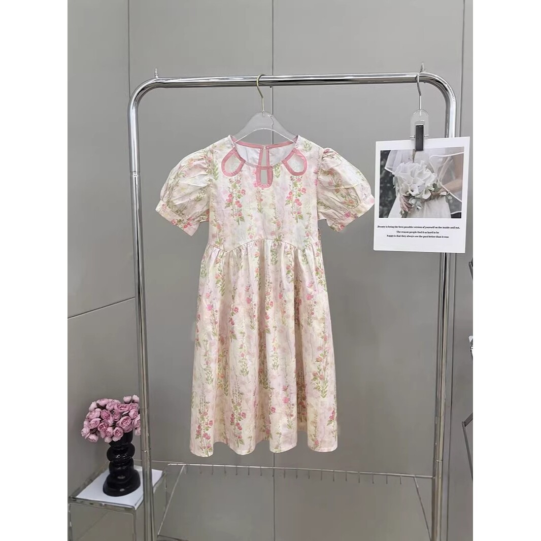 德国女童秋装泡泡袖碎花连衣裙新款中大童韩版田园风时髦长裙童裙