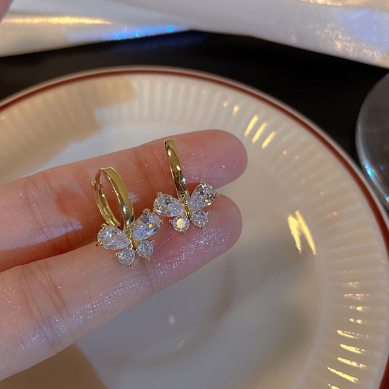 撤柜浅夏氛围感~超仙甜美蝴蝶锆石耳扣轻奢高级感耳环女年新款