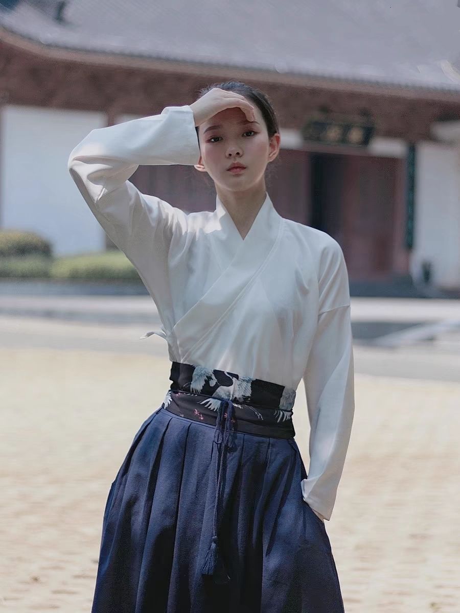 原创中国风内衬中衣男女士汉元素长袖交领系带汉服上衣大码300斤