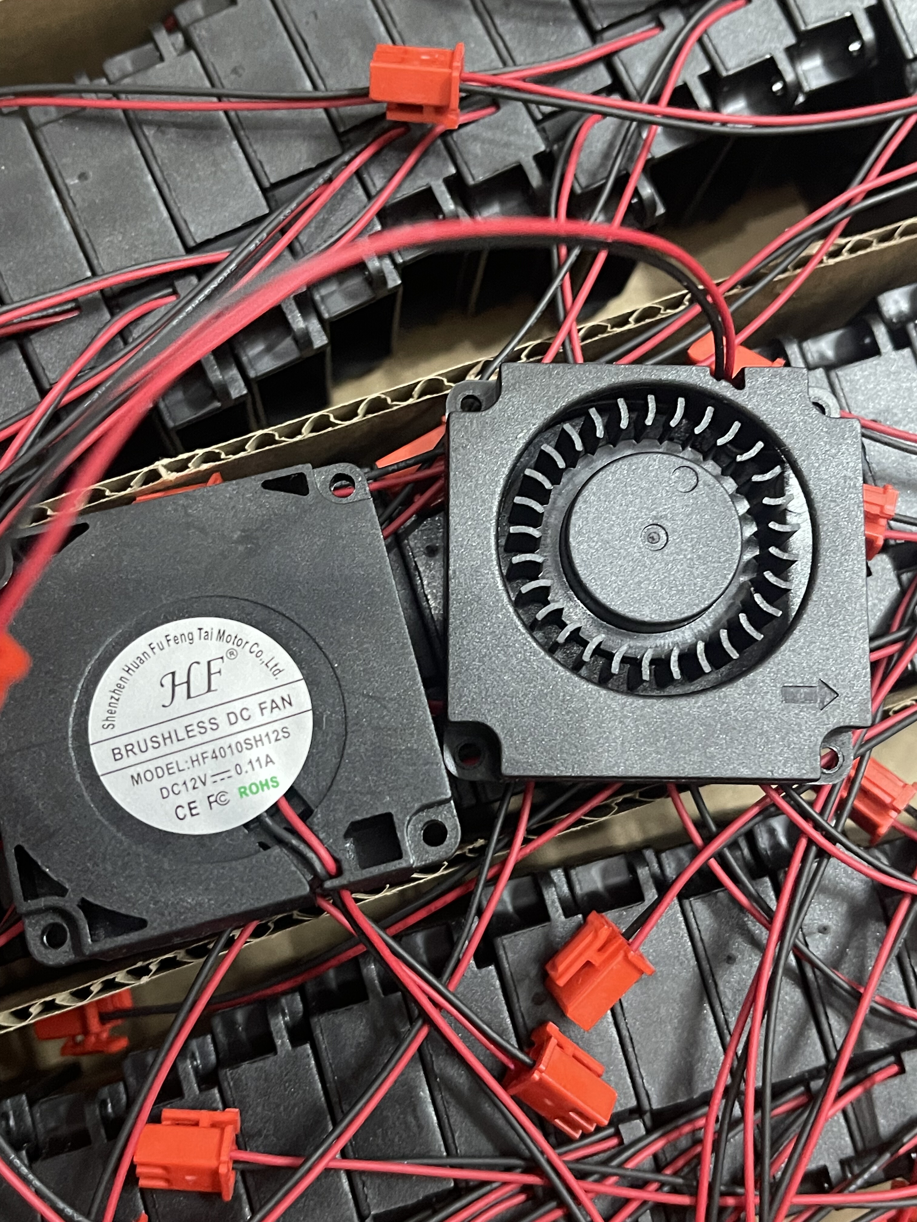 HF4010SH12S DC12V 0.11A 4010 4CM 静音涡轮式散热风扇