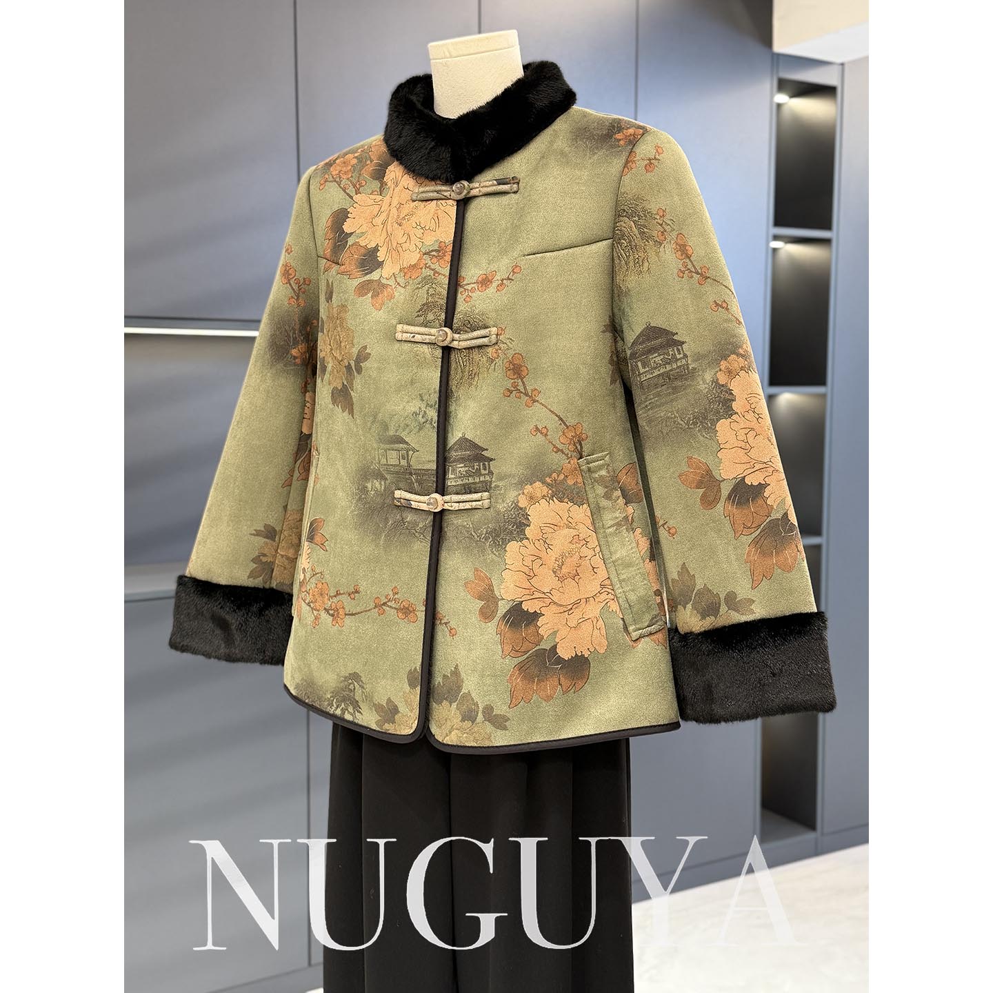 中国风仿皮草外套女中老年冬装新款上衣妈妈装盘扣仿貂绒毛领大衣