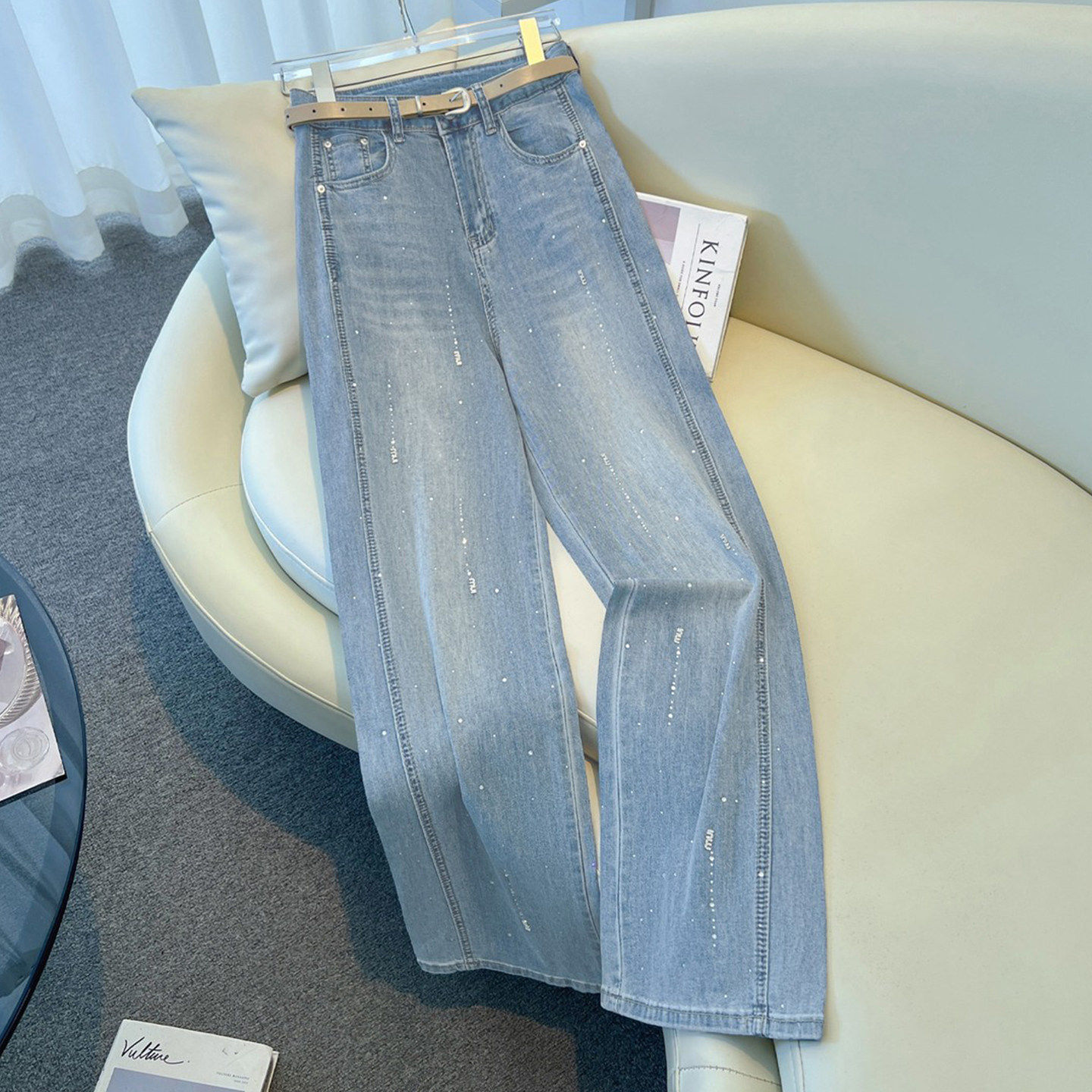浅蓝色窄版直筒烫钻牛仔裤女2026年春秋季新款超好看亮钻阔腿裤子