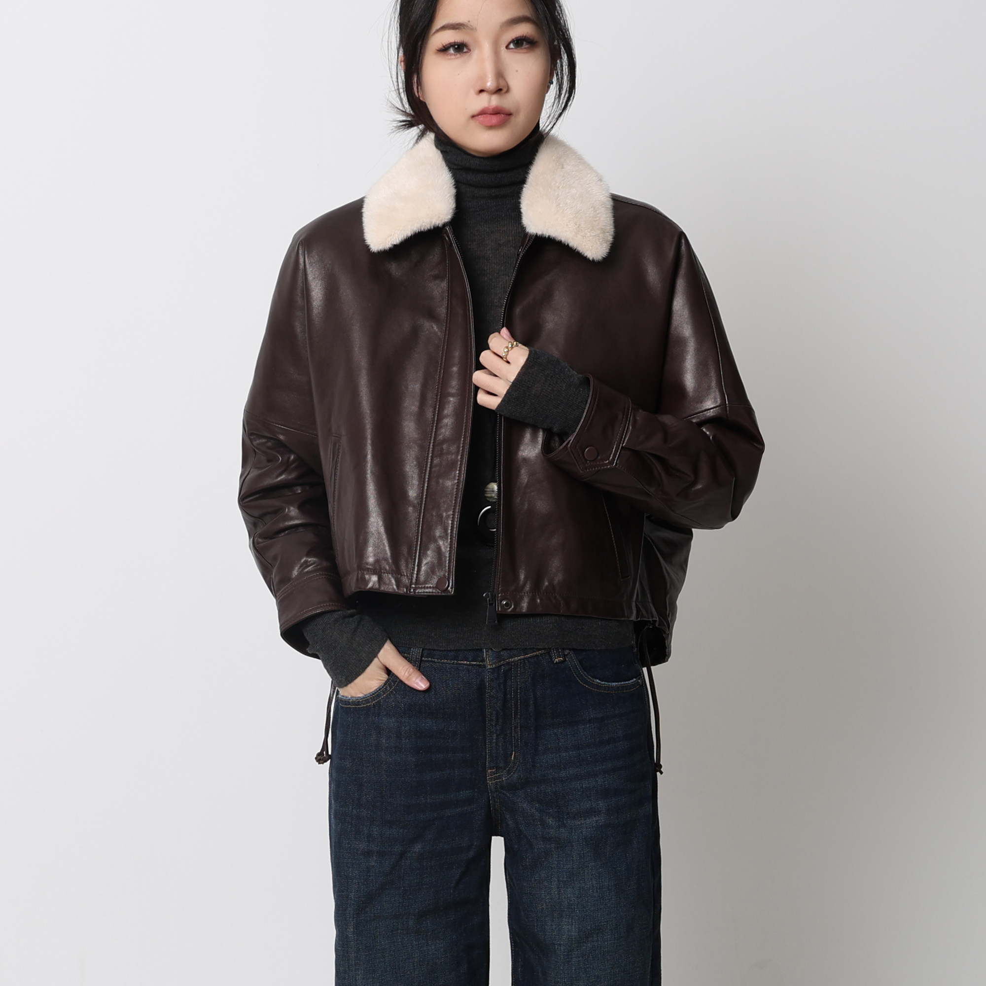 复古美拉德水貂毛翻领白鹅绒皮衣2024冬季短款百搭小个子羽绒外套