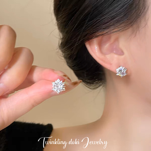 「雪国情书」微镶雪花锆石轻奢高级感气质耳环女无耳洞蚊香盘耳夹