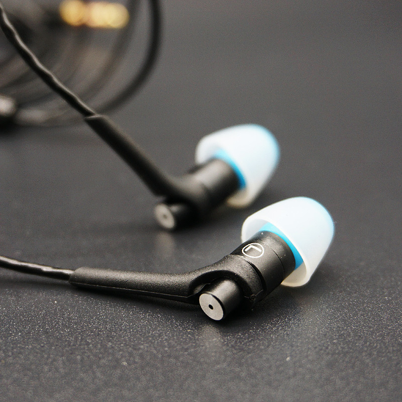 高端微动圈睡眠塞入耳式出口订单钛合金hifi带麦语音通话耳机