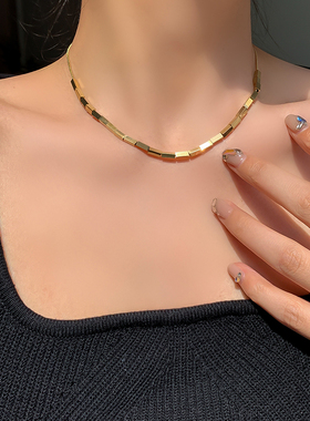 钛钢滑动方块串联高级感冷淡项链