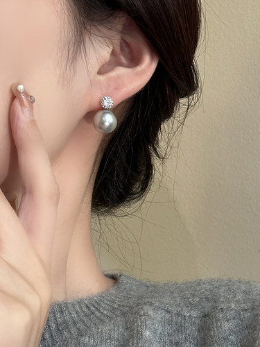 法式轻奢珍珠女锆石耳钉