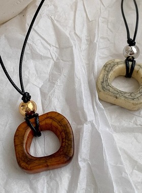 新中式树脂女慵懒风项链