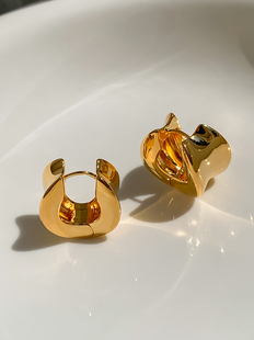 欧美风金属不规耳圈则光面宽边时髦高级感重工耳环网红博主耳扣
