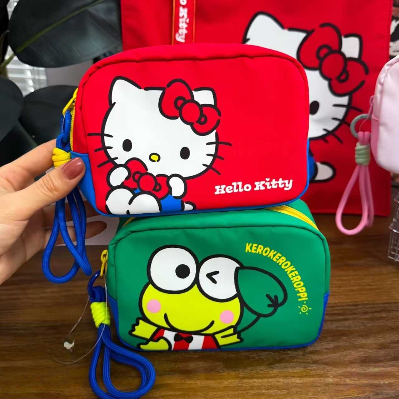 kitty化妆包卡通可爱便携手机包库洛米美乐蒂拉链包女生收纳包