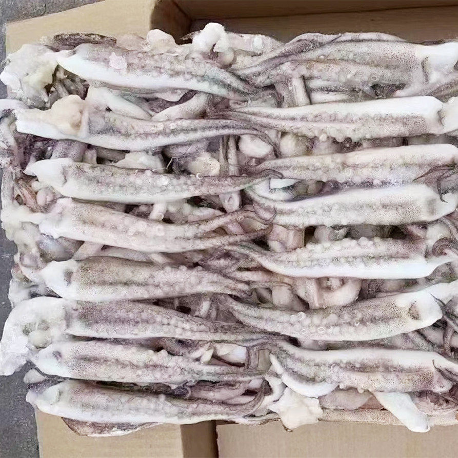 新鲜鱿鱼须冷冻商用鱿鱼头爪段铁板鱿鱼批二本足烧烤火锅整箱发货