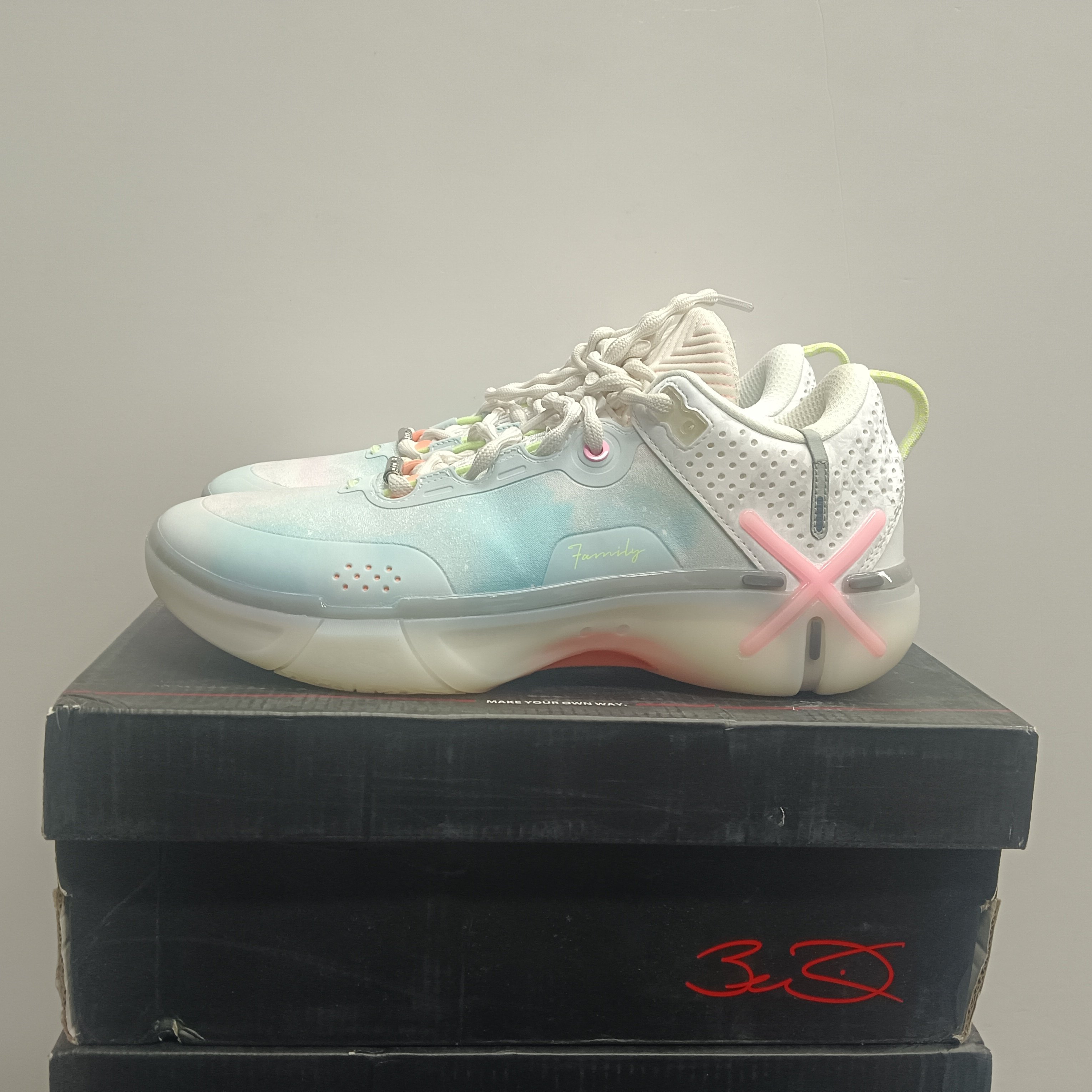 《购买前看详情B品》李宁韦德幻影6自由男子轻量篮球场地鞋ABPU02