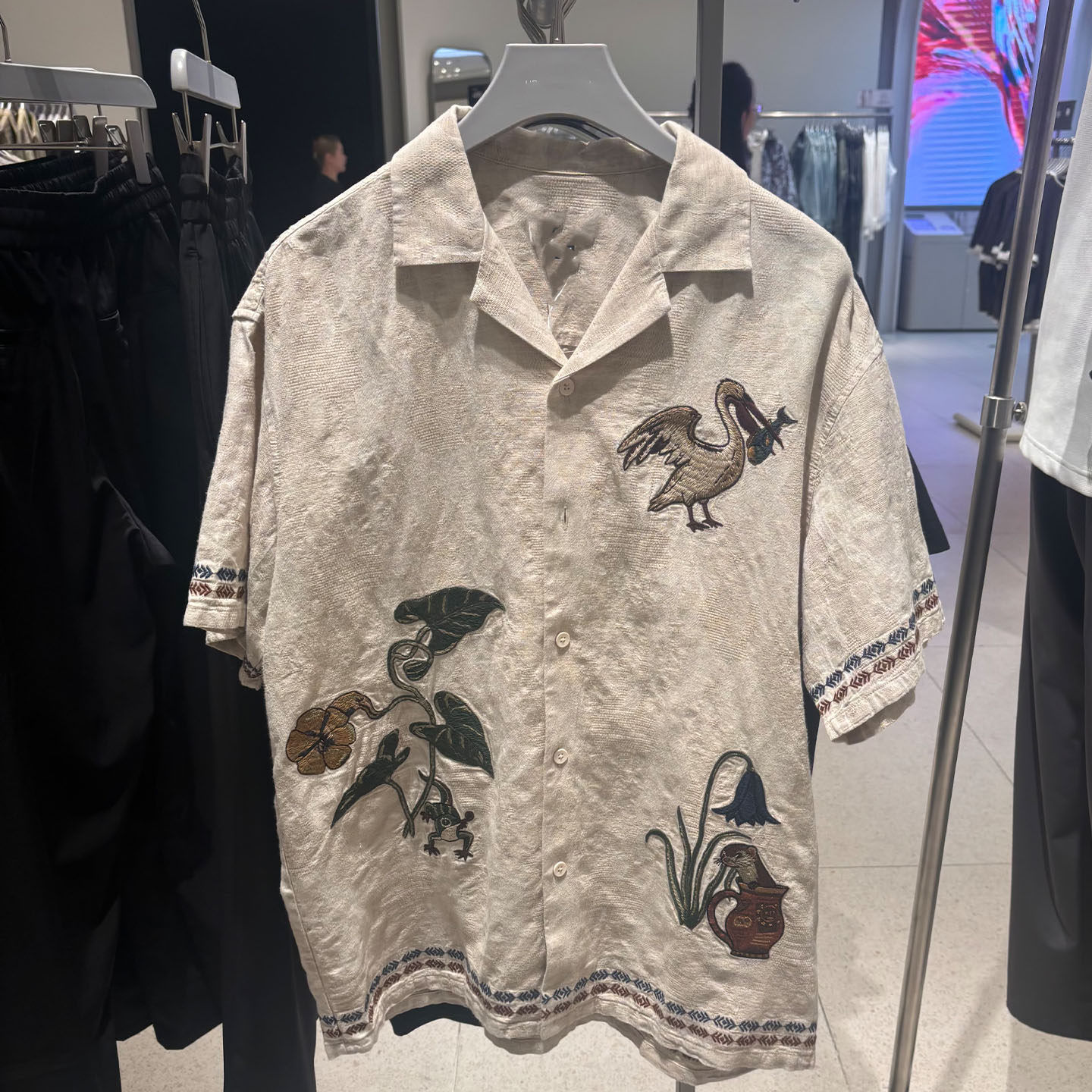 2026夏季休闲 翻领印花衬衫男长袖宽松刺绣上衣潮男穿搭UML260043