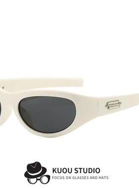 2024新款Jennie珍妮同款酷墨镜女粉色椭圆形猫眼肯豆风防嗮太阳镜