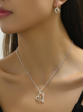 时尚个性简约白色项链套装