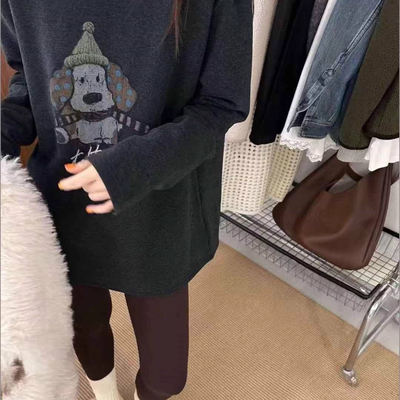 韩系卡通小狗印花加厚德绒长袖T恤女秋冬深灰色中长款打底衫上衣