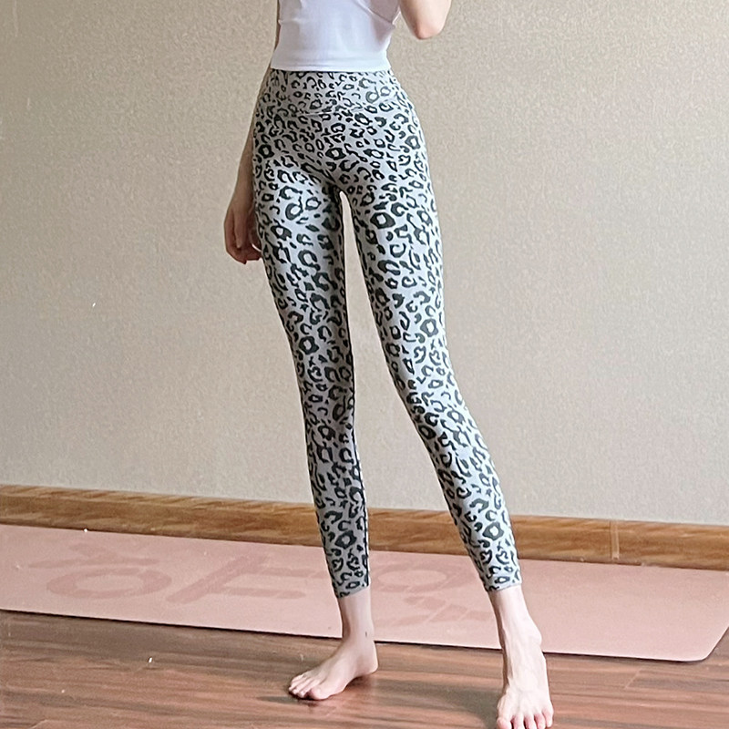 豹纹健身裤女蜜桃臀性感紧身绝美印花翘臀瑜伽裤跑步训练运动春夏