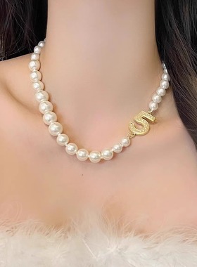 法式小香风珍珠项链女配饰复古轻奢高级感数字5锁骨链时尚颈链新