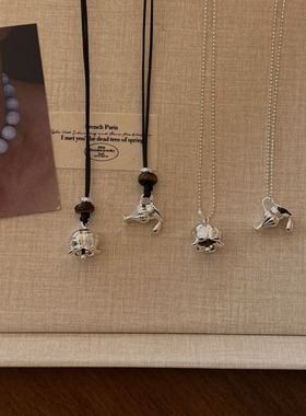 博主同款银色酒壶项链吊坠虎眼珠抽拉毛衣链小众简约百搭精致颈链