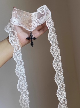 时髦！白色蕾丝黑色十字架长条丝巾项链女法式纯欲风绝美锁骨链潮