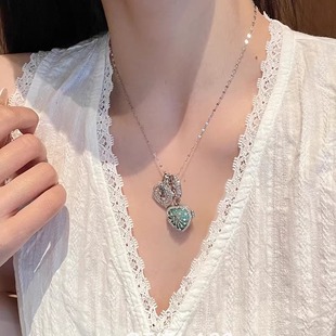 vintager古着叠戴锆石太阳花蓝色爱心吊坠项链女钛钢不掉色锁骨链