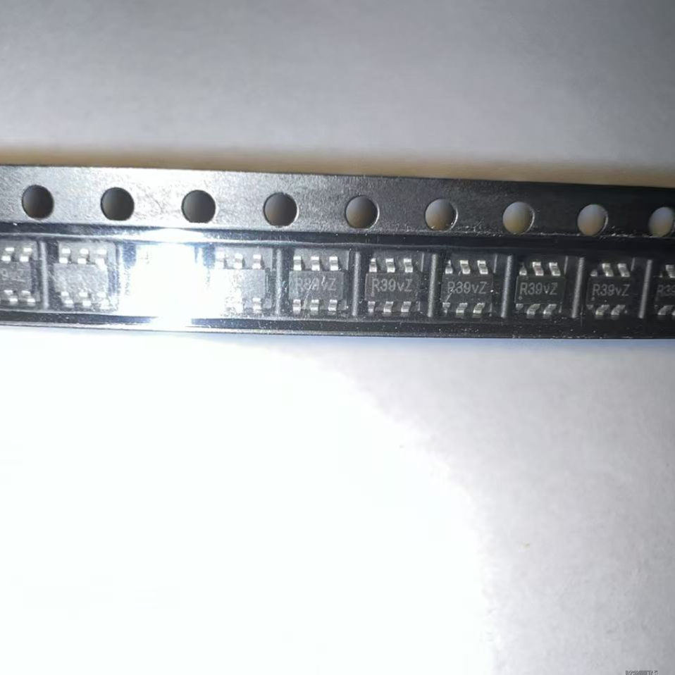 AP65111AWU-7 丝印 R3 SOT-23-6  1.5A同步降压转换器 全新高质量