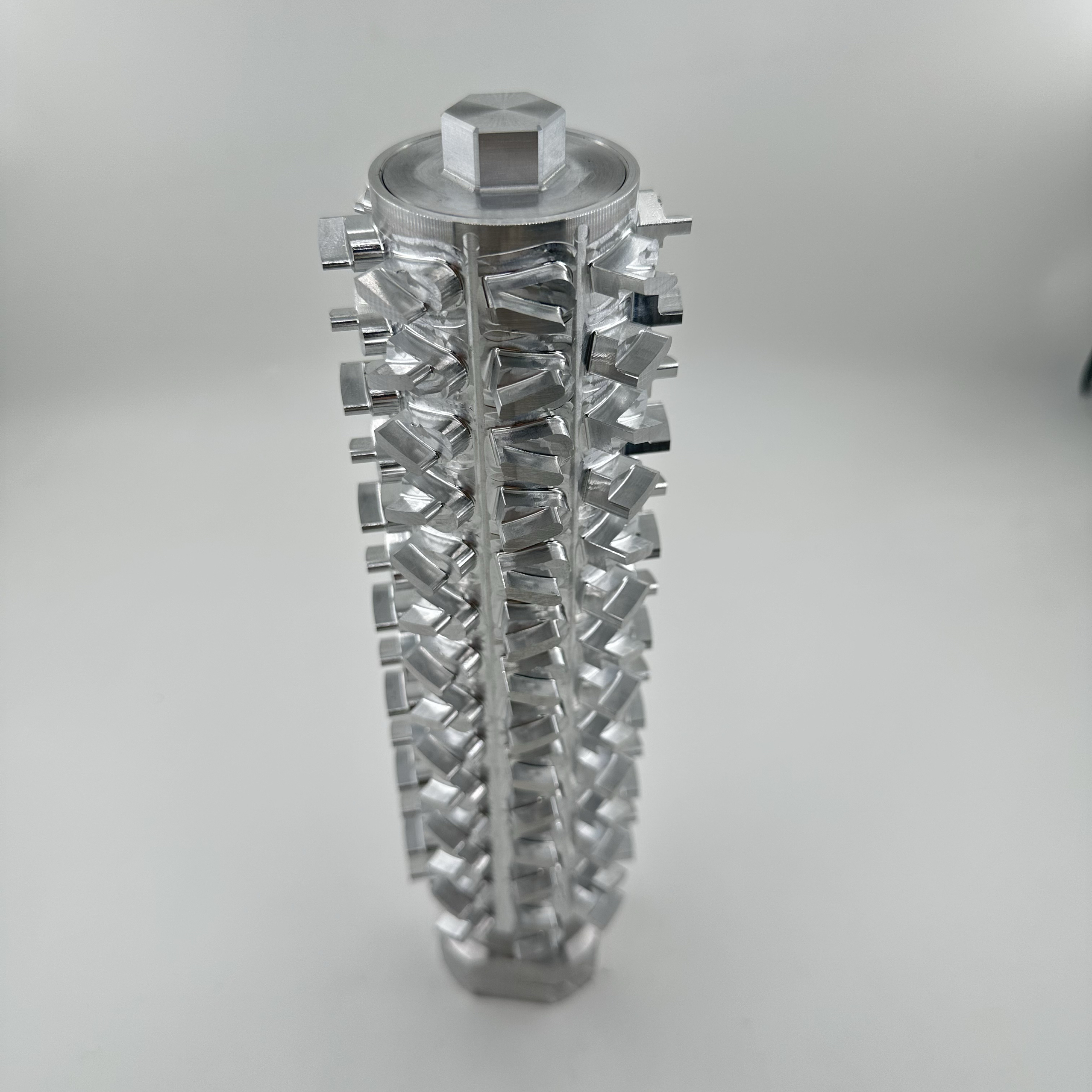 6061铝制品非标定制搅拌棍传感器螺旋轴加工车铣复合走心机加工厂