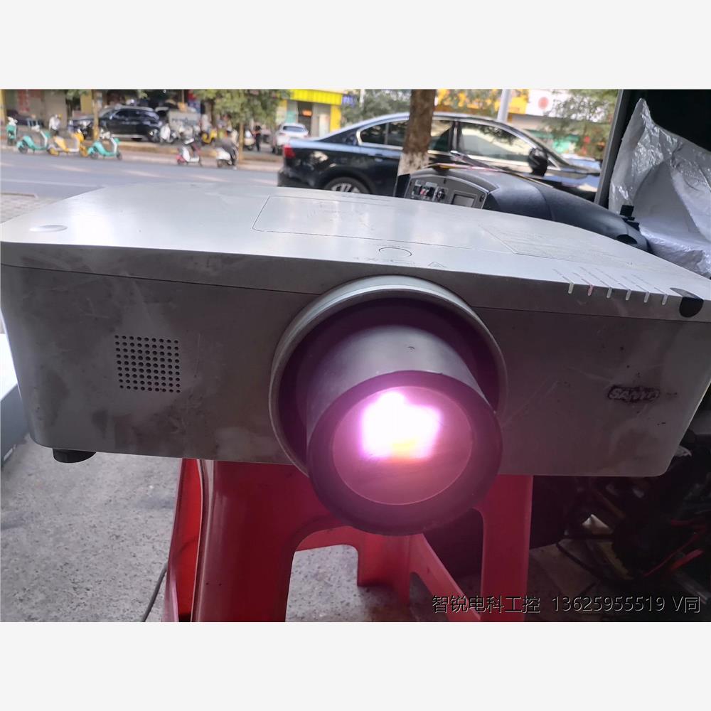 sanyo三洋plc-xm1投影仪