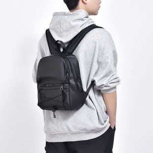 Trendy Men's Backpack Outdoor Travel Backpack旅游轻便双肩包