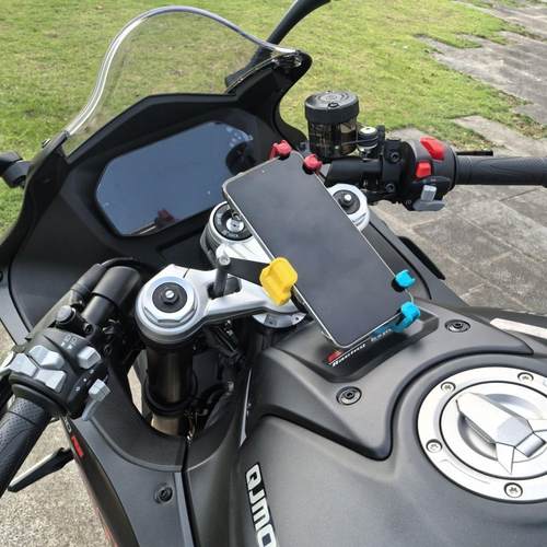 适用钱江赛600rs手机支架