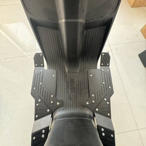 适用适九号F2Z110电动车