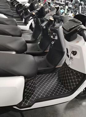 适用适用新日幻影PLUS新国标电动车全包围脚垫XR1000DT-5D防水改