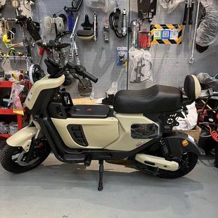 适用适用于深远GT1中箱小牛U2中置箱通用麦铃918前置储物箱踏板箱