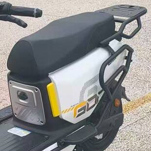 适用四季星gt3护杠前后保险杠深远h26-2外卖架尾架货架外卖改装配