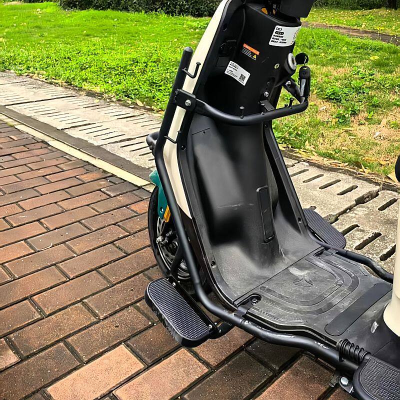 适用雅迪de3后尾架护杠全车保险杠电动车改装后备箱碳钢护栏配件