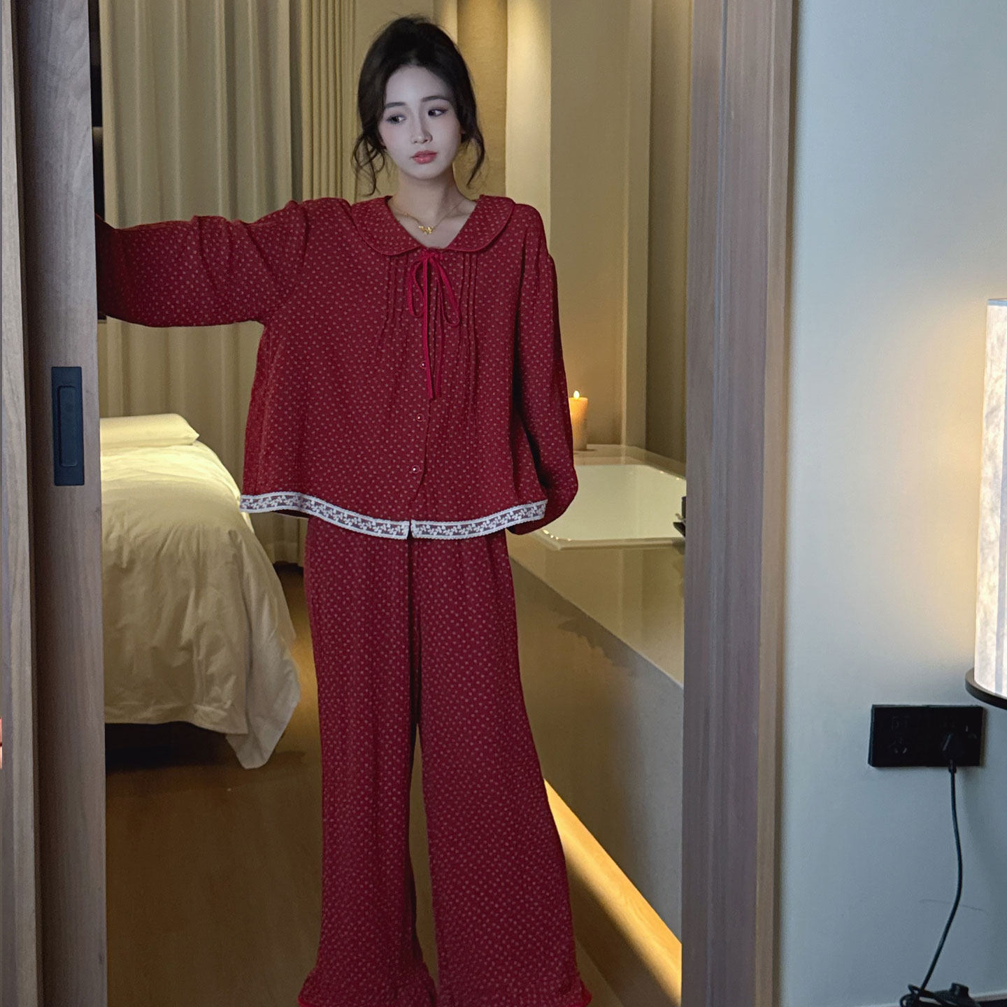 【奶芙草莓】蕾丝花边甜美碎花娃娃领纯棉长袖睡衣女家居服两件套,女士内衣/男士内衣/家居服,睡衣/家居服套装,淘宝优惠券,粉丝福利购,淘宝优惠卷