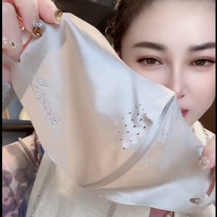 早春新款 舒适透气水洗A2705 丝滑稠亮面钻宽耳带立体防晒口罩女款