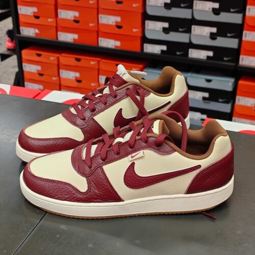新年限定耐克Nike男子EBERNON红米白配色复古休闲板鞋IB4644-261