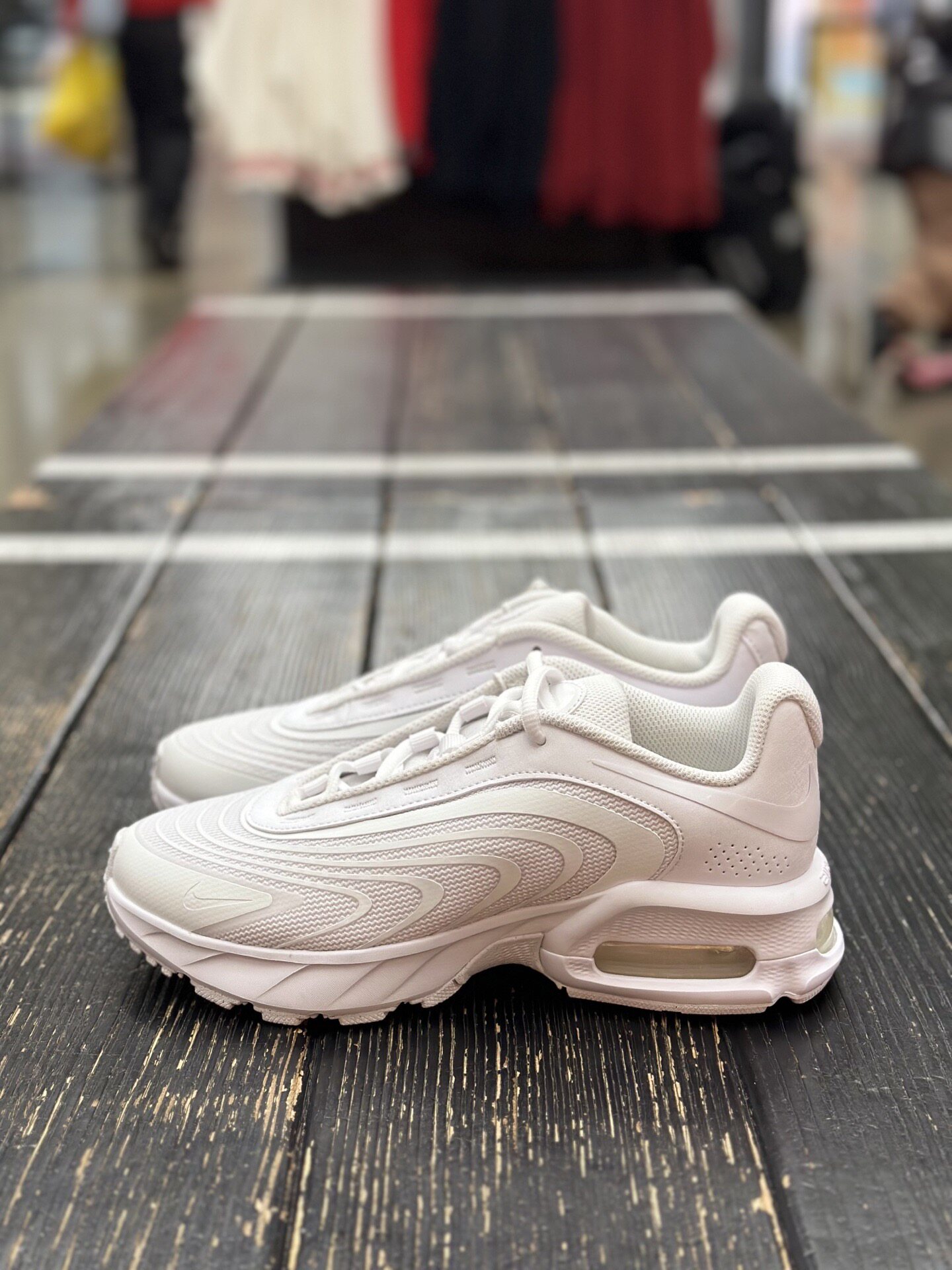 耐克AIR MAX FIRE男子三窗可视大气垫复古慢跑鞋IF2621-100