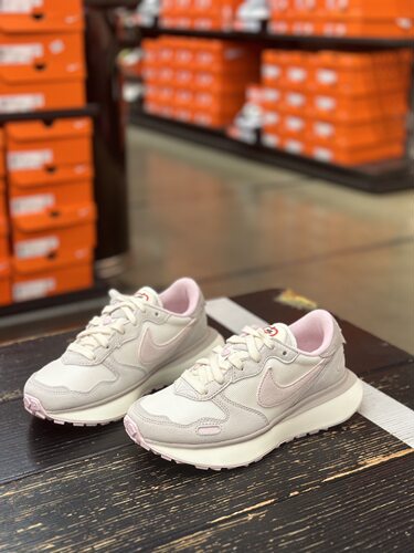 耐克W NIKE PHOENIX WAFFLE女子异形华夫运动休闲鞋HV5993-161