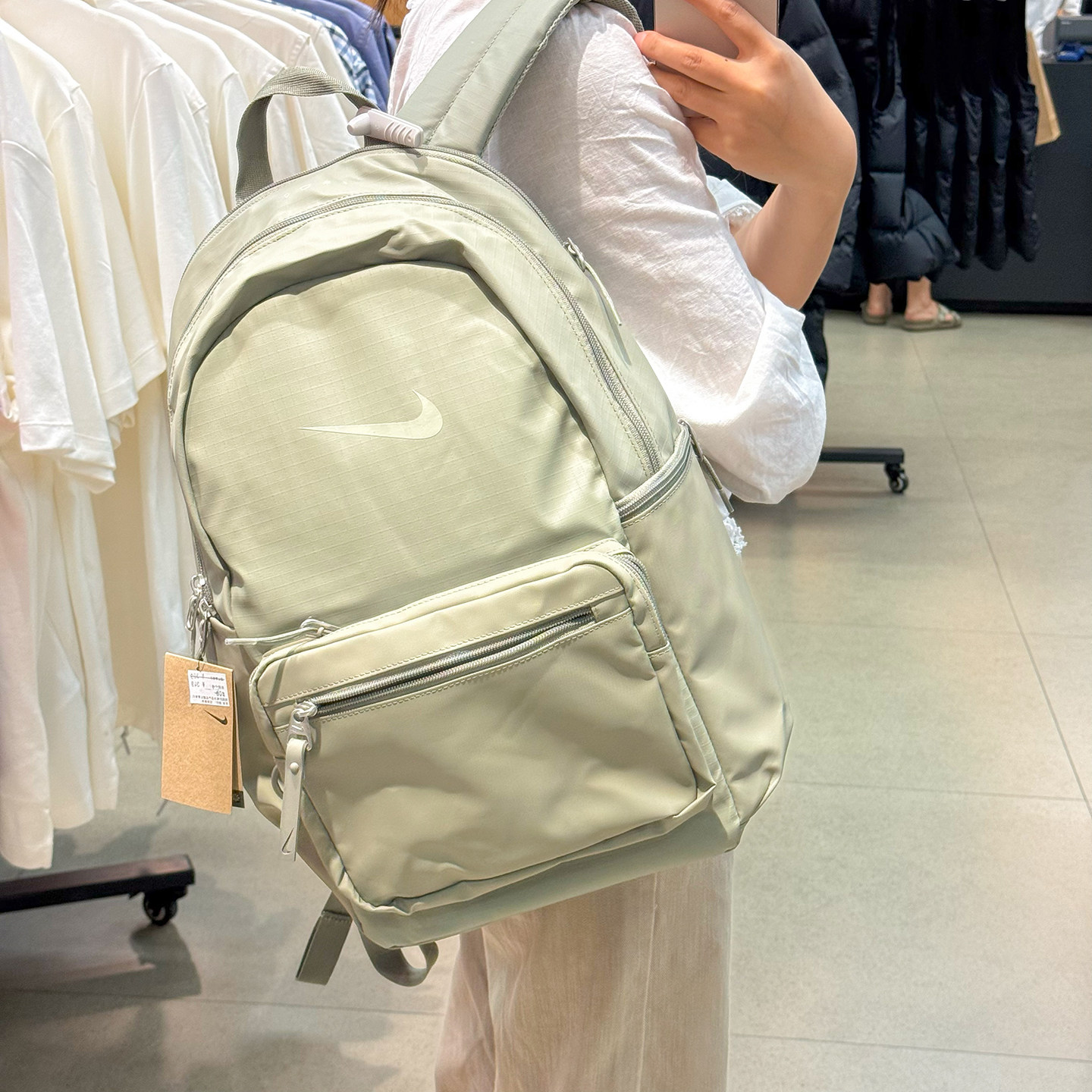 耐克Nike正品男女绿色双肩包通勤大容量电脑背包防水IH7955-320