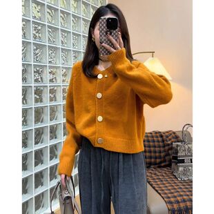 晨领慵懒风纯色长袖 秋冬针织外套显瘦上衣洋气 毛衣小香风新款